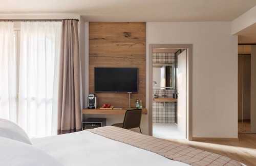 San Pellegrino Terme Hotel | QC Room San Pellegrino