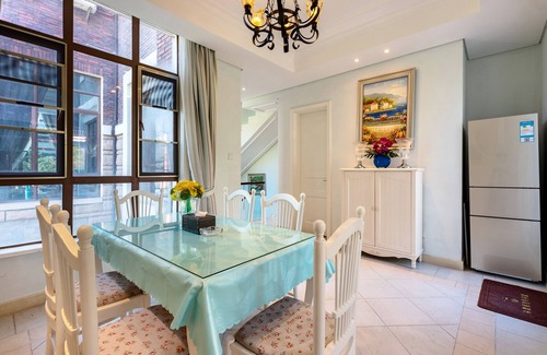 Henghe Street Villa | QingyuanBeileiHouse LionLakeHolidayVilla