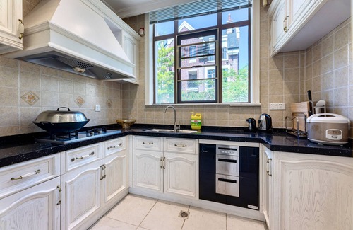Henghe Street Villa | QingyuanBeileiHouse LionLakeHolidayVilla