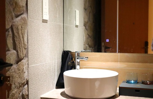 Chaosha Hotel | Qinhuang.tingquanshanju