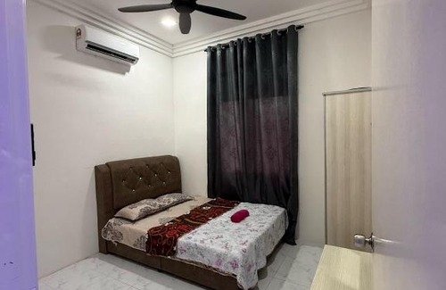 Gual Periok House | Qistina Homestay