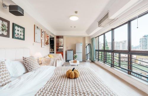 Pudong Apartment | Qiya Luxury Apartment Lujiazui Beiyangjing Subway Station Branch