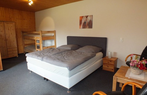 Todenbuttel Other | Quad room-Private Bathroom