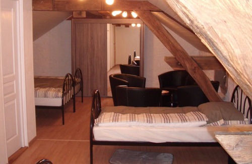 Anjeux Bed & Breakfast | Quad room-Standard-Ensuite-Haute Saône