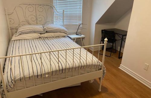 Palmerston House | Quad Room with Private Bathroom 536A-Two Bedrooms
