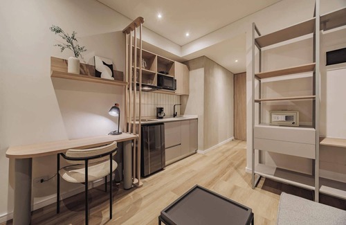 Laureles Apartment | Quadrato | Laureles Studio, w/AC, Balcony, WIFI