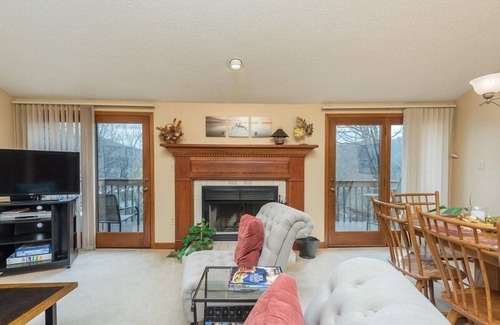 Lake Lure House | Quail Cove 1608 at Rumbling Bald