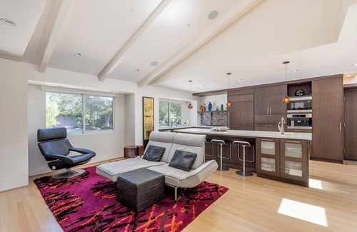 Quail Lodge House | Quail House - Contemporary Comfort in Quail Lodge