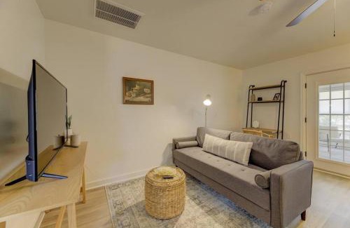 Earlewood House | Quaint 1 BR Apt Min from USC