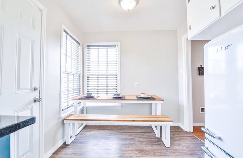 Heart of Lubbock House | Quaint 1bed |1bath house near Texas Tech Quaint 1bed | 1bath house near TTU