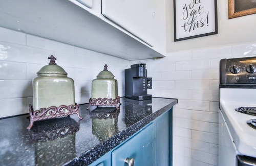 Heart of Lubbock House | Quaint 1bed |1bath house near Texas Tech Quaint 1bed | 1bath house near TTU