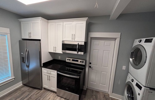 Winter Garden Apartment | Quaint 1Br/Ba entire guest house in heart of Hist. Downtown Winter Garden