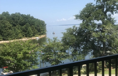 Santee Condo | Quaint 2 bedroom condo