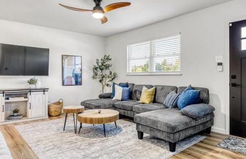 Wentzville House | Quaint 3 Bedroom Wentzville Retreat
