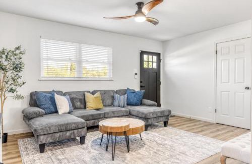 Wentzville House | Quaint 3 Bedroom Wentzville Retreat