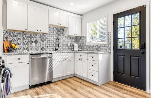 Wentzville House | Quaint 3 Bedroom Wentzville Retreat