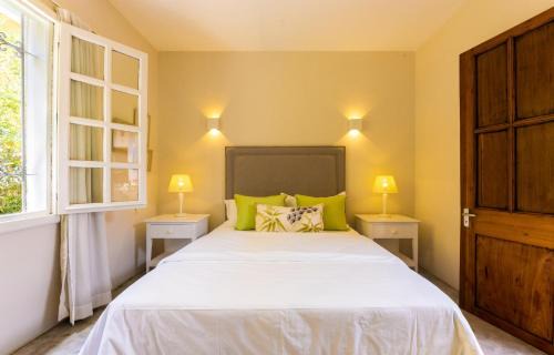 Grand Gaube House | Quaint 4-Bedroom Cottage in a fishing village