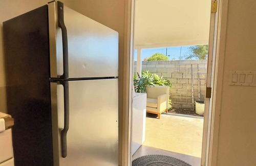 Westside Costa Mesa Apartment | Quaint American Abode