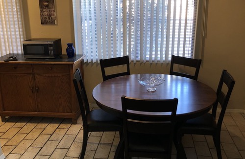 Downtown Las Vegas Apartment | Quaint and charming completely remodeled courtyard side apartment!