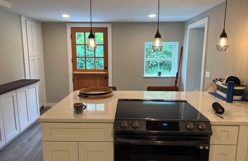 Coalmont House | Quaint and Cozy 3-bedroom home loaded with charm and amenities in Coalmont