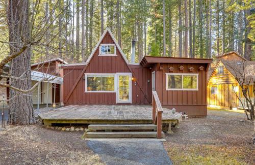 Plumas Eureka Estates House | Quaint and Rustic A-Frame Less Than 5 Mi to Plumas-Eureka!