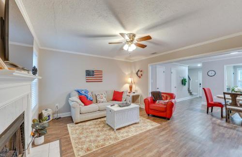 Summerville House | Quaint Augusta Townhome 3 Mi to the Masters!