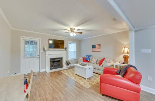 Summerville House | Quaint Augusta Townhome 3 Mi to the Masters!