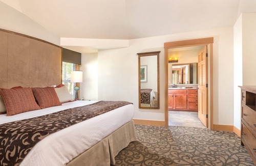 Deer Harbor Resort | Quaint boutiques, art galleries and museums