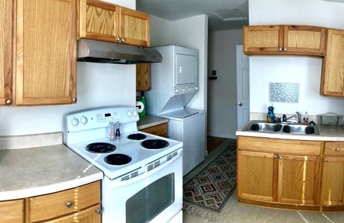 Crestline Heights House | Quaint Bungalow "D" By Cahaba Brewery In Avondale