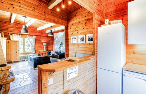 Bernister Ski Chalet | Quaint Chalet, Bernister