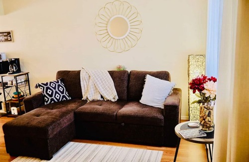 Menlo Park Apartment | Quaint condo near hiking-biking-downtown