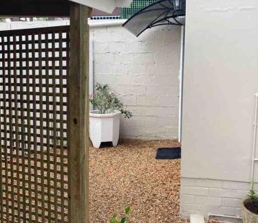 Durban North Apartment | Quaint Cottage Durban North