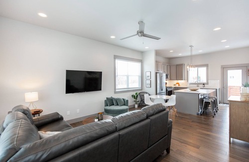 Four Corners House | Quaint Cottage in 4 Corners