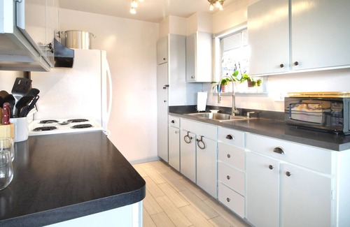 Dillon Beach Cottage | Quaint Cottage Just a short walk to the sea