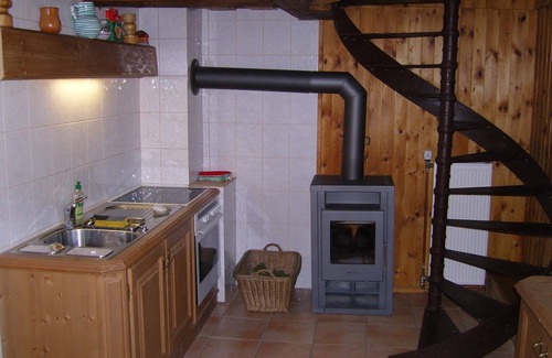Gurk Ski Chalet | Quaint cottage on the farm in Carinthia, large pond, pets welcome