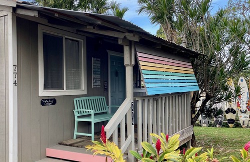 Haiku Cottage | Quaint COTTAGE ~ Walk To Coffee shop, nearby Road to Hana & Haleakala