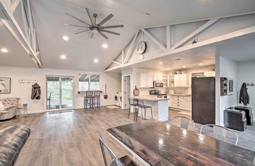 McKenna Cottage | Quaint, Cozy Outdoor Retreat Near Mt Rainier!