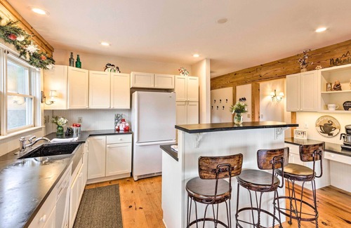 Creston Cabin | Quaint Creston Hideaway w/Mtn Views & Hot Tub!