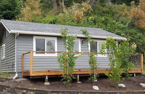 Freeland Cabin | Quaint Double Bluff Guesthouse near Useless Bay