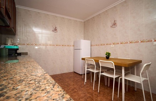 Pravia House | Quaint downtown house in charming Pravia