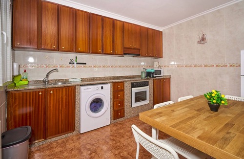 Pravia House | Quaint downtown house in charming Pravia