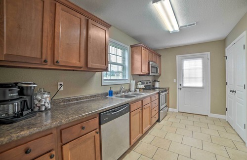 Murray Apartment | Quaint Family Home Near Downtown Murray & MSU