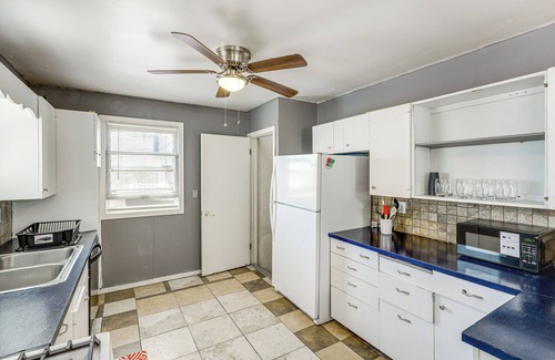 Fairbury House | Quaint Family Retreat in Fairbury!