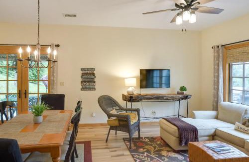 Granville House | Quaint Granville Retreat with Cumberland River Views