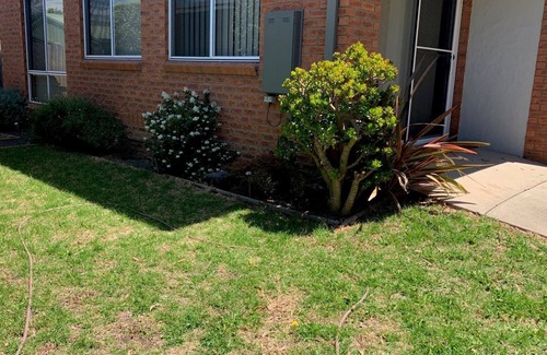 Portarlington House | Quaint Hideaway - Cosy retreat in the heart of Portarlington.