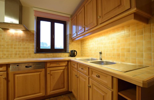 Commanster House | Quaint Holiday Home in Gouvy with Sauna