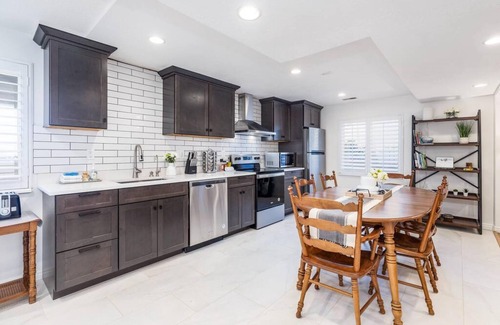 Sandy Apartment | Quaint Homeaway Near Trails and ski Resorts