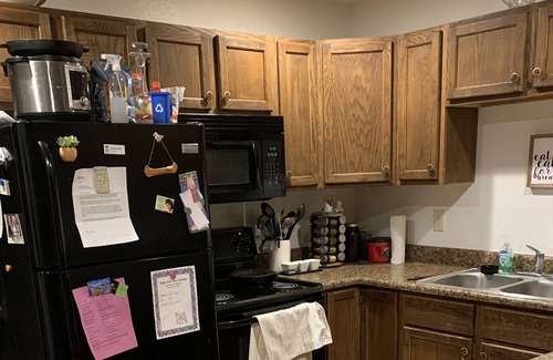 Rapid City House | Quaint house with enough room for the two & four legged pals exploring the Hills