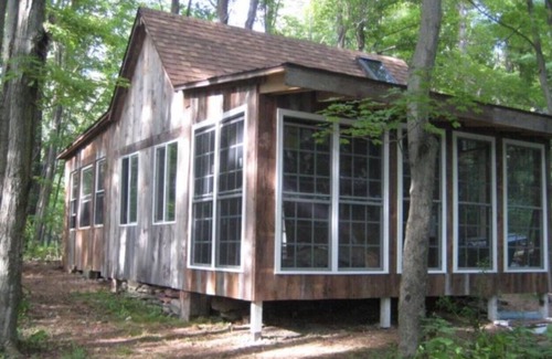 Middleburgh Cabin | Quaint Lakeside Nature Cabin