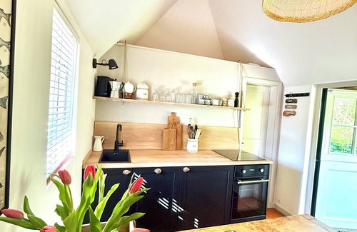 Behrensdorf Cottage | Quaint little thatched house, walking distance to beach